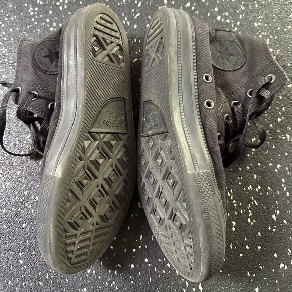 Converse Chuck Taylor All-Star Hi Sneaker - Little Kid Black Size 3 - Picture 4 of 5
